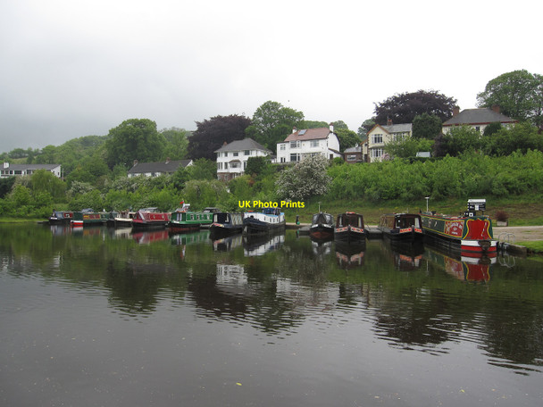 Photo 6"x4" Mooring basin Llangollen c2010