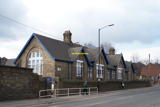Photo 6"x4" Hillsborough Primary School, Catch Bar Lane, Hillsborough, Sheffield Hillsborough\/SK3290 c2010