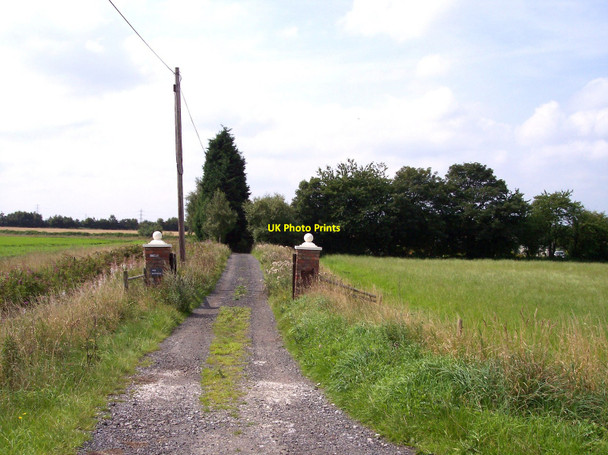 Photo 6"x4" Entrance to The Cottage on Simonswood Moss Rainford c2010
