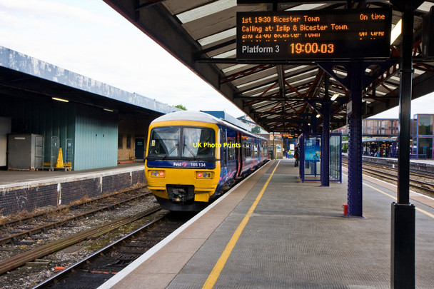 Photo 6"x4" Oxford Station (Platform 3) Oxford\/SP5106 c2010