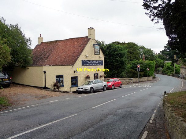 Photo 6"x4" New Inn, Shalfleet, Isle of Wight Shalfleet c2010 P1