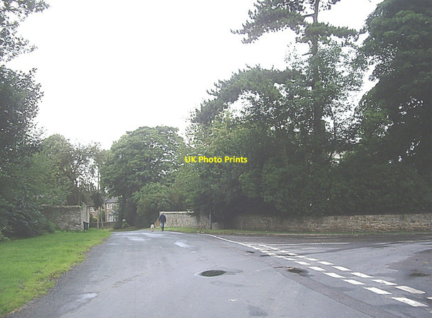 Photo 6"x4" Entry to Barton Village from the south Barton\/NZ2308 c2010