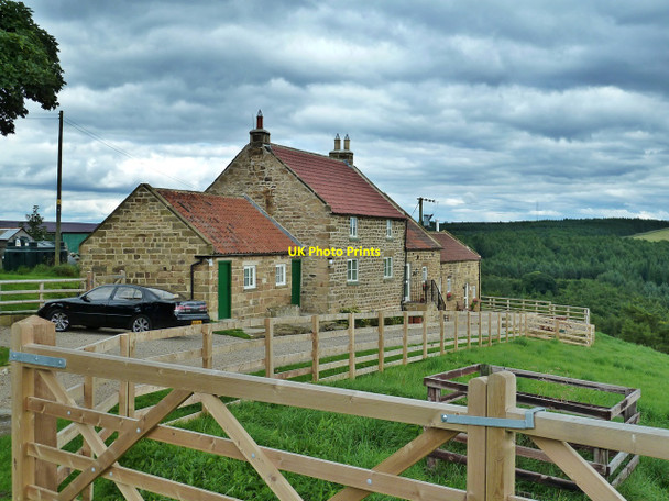 Photo 6"x4" Swainstye Farm Holiday Cottages, Osmotherley Osmotherley c2010