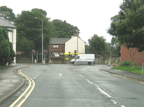 Photo 6"x4" Traffic lights at the junction of St. Andrew's Way and Church Road Leyland c2010