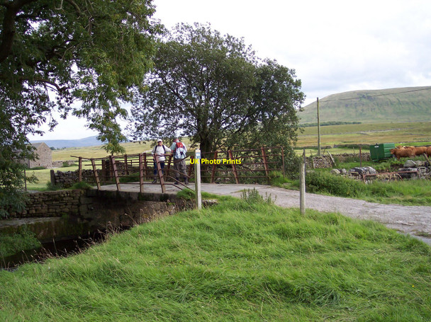 Photo 6"x4" Farm track bridge over Winterscales Beck Ribble Head\/SD7779 c2010