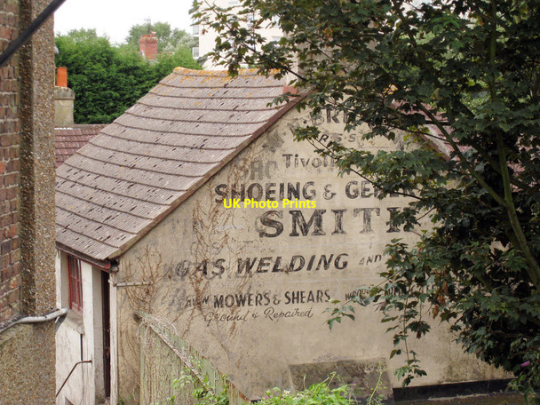 Photo 6"x4" Ghost Sign Hastings\/TQ8110 c2010