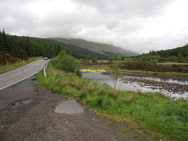 Photo 6"x4" River Lochy by the A85 River Lochy\/NN2529 c2010