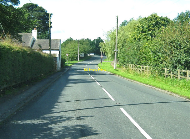 Photo 6"x4" Approaching the 30 mile per hour speed limit Clayton Green c2010