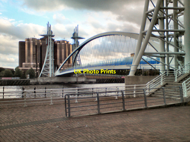 Photo 6"x4" Lowry Bridge, Salford Quays Salford\/SJ8098 c2010
