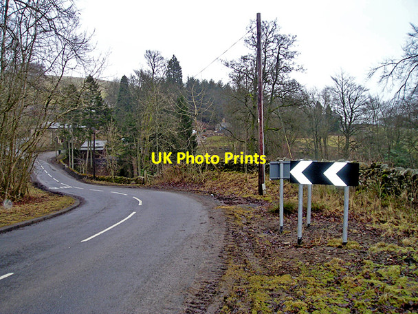 Photo 6"x4" Road Chevrons marking bend Kelton\/NY9220 c2006