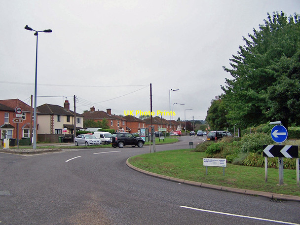 Photo 6"x4" The Maypole roundabout, Hedge End Broadoak\/SU5013 c2010