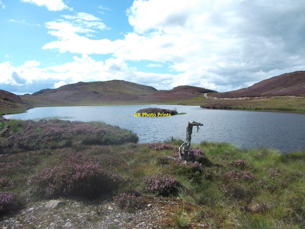 Photo 6"x4" Small lochan on Allt Poll an t'Searraich Allt Poll an t'Searraich c2010