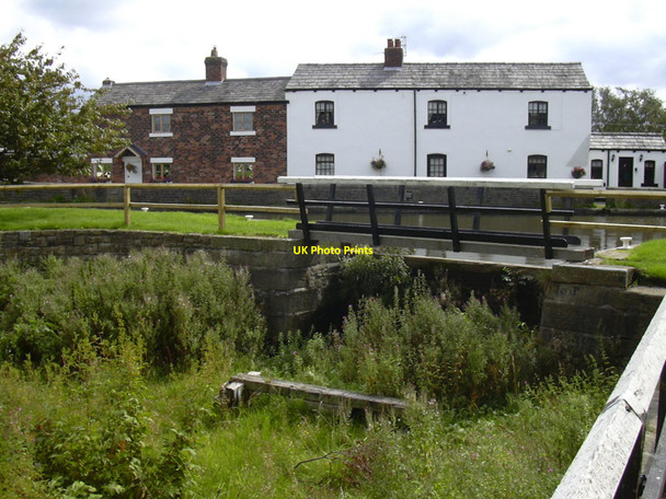 Photo 6"x4" Rufford Branch of the Leeds-Liverpool Canal, Lancashire Burscough Bridge c2010 P2