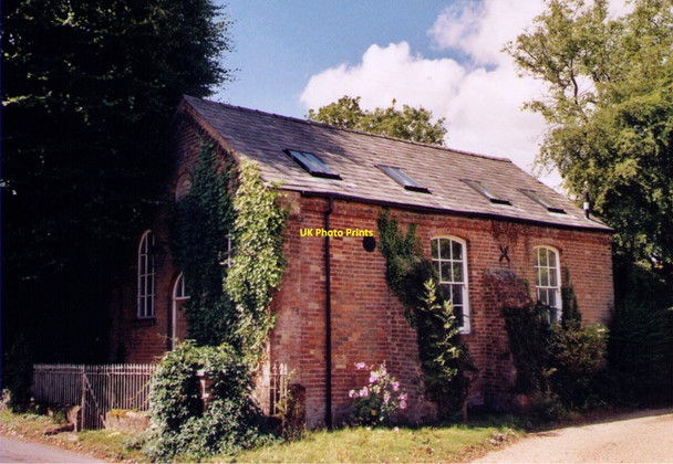 Photo 6"x4" Former Methodist Chapel, Dummer Dummer c2010