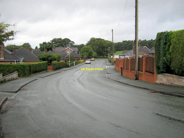 Photo 6"x4" Looking down Greenway Road Biddulph c2010