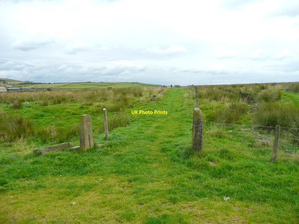 Photo 6"x4" Footpath that passes the site of White Hall, Denholme Denholme Clough c2010