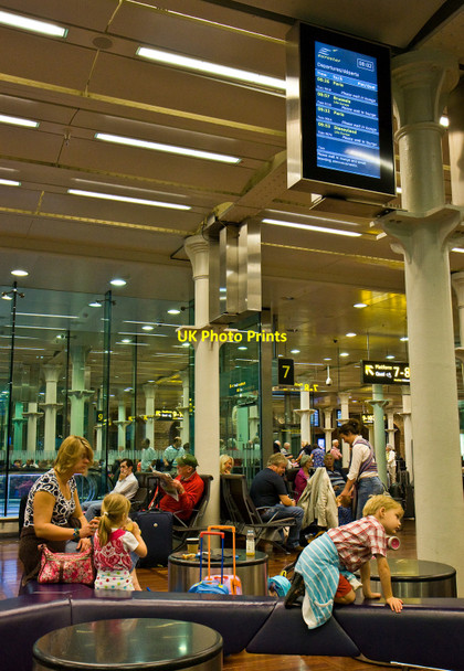 Photo 6"x4" Eurostar Lounge London c2010