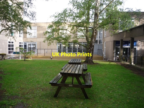 Photo 6"x4" Outside Derwent Bar Heslington c2010