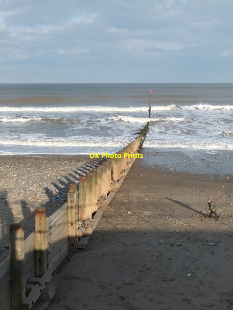 Photo 6"x4" On Hornsea beach Hornsea c2010