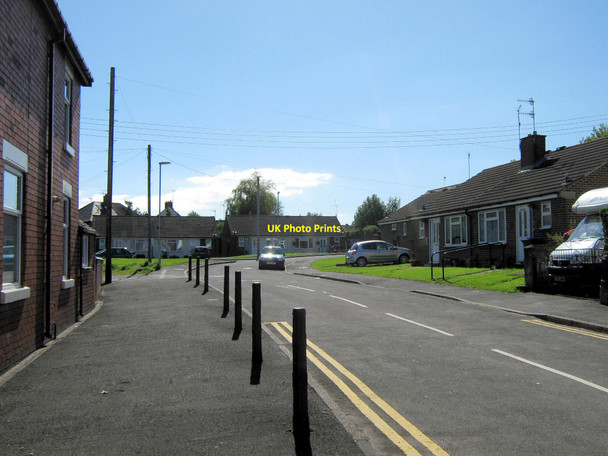 Photo 6"x4" Wells Close Biddulph c2010
