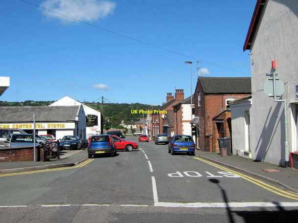 Photo 6"x4" Looking down Walley Street Biddulph c2010
