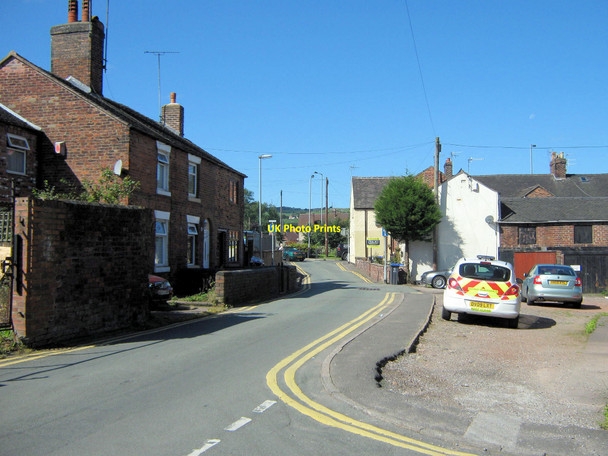 Photo 6"x4" West on Cross Street Biddulph c2010