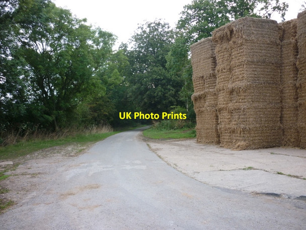 Photo 6"x4" A farm track off Caistor Road Barton-Upon-Humber c2010