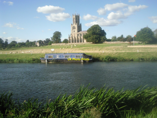 Photo 6"x4" River Nene and Fotheringhay Church on a summer's afternoon Fotheringhay c2010