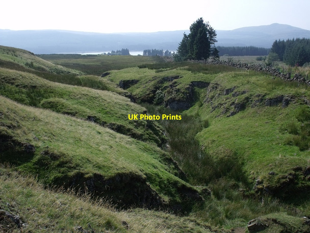 Photo 6"x4" Little gorge, Cairnoch and Craigannet Hills Kirk o' Muir Cemy c2010 P1