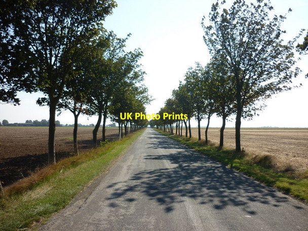 Photo 6"x4" Looking south down Sunk Island Road Ottringham c2010