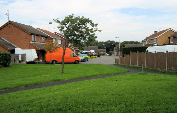 Photo 6"x4" Looking towards Humber Drive Biddulph c2010