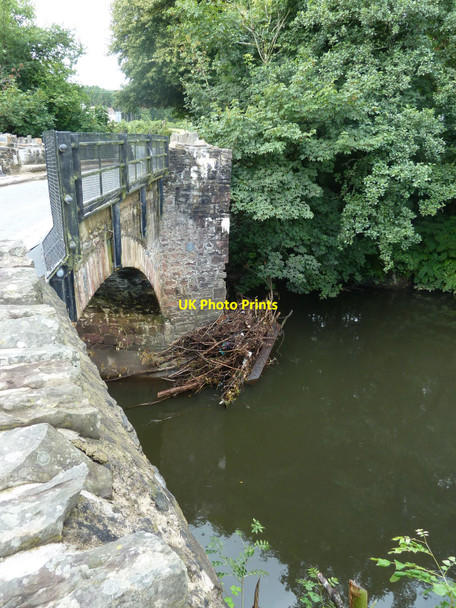 Photo 6"x4" Accumulated debris at the pier of Draethen Bridge Draethen c2010