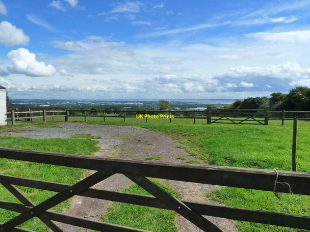 Photo 6"x4" Gates, a field, and a stunning view Clearwell c2010