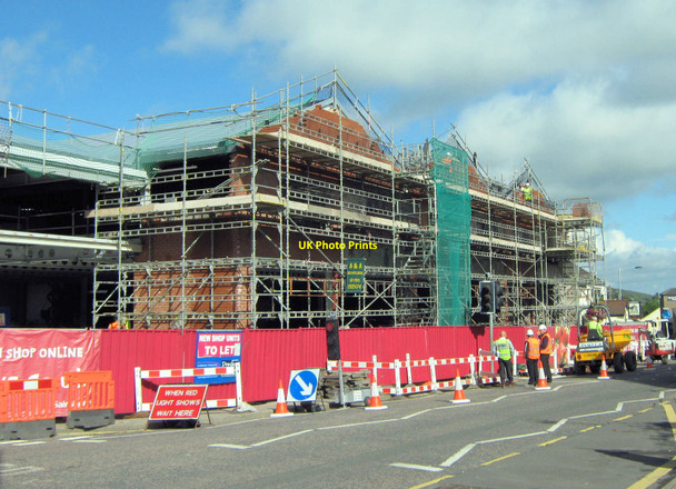 Photo 6"x4" The brickwork is coming on Biddulph c2010