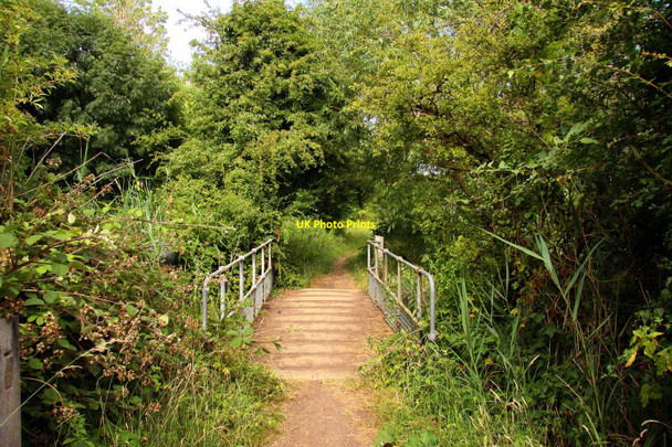 Photo 6"x4" Footbridge on the Thames Path Radley\/SU5298 c2010
