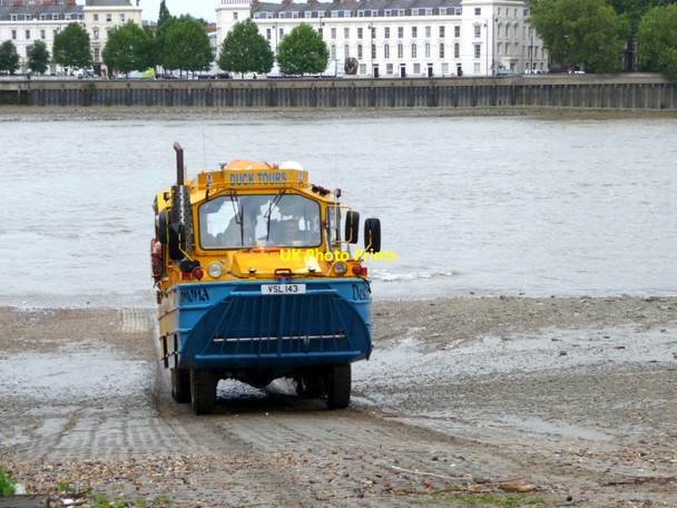 Photo 6"x4" Duck Tour, London SE1 Westminster c2010