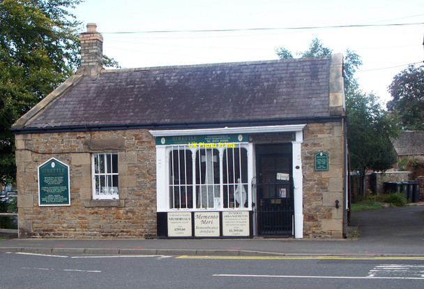 Photo 6"x4" Old Toll Booth? Hexham c2010