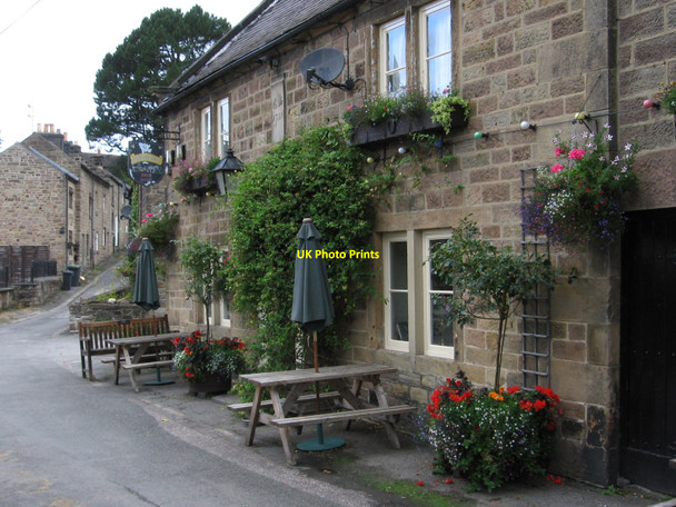 Photo 6"x4" Two Dales - The Plough Darley Hillside c2010