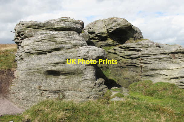 Photo 6"x4" Resting Stone Black Hill\/SD7561 c2010