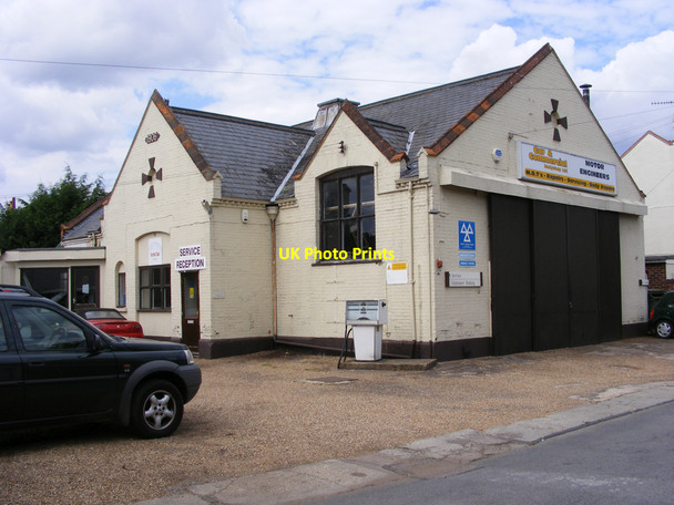 Photo 6"x4" Motor Engineers, Scales Street Bungay c2010