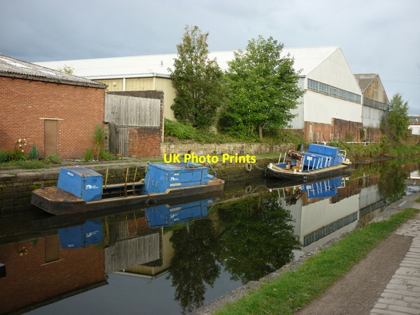 Photo 6"x4" Walking along the Leeds to Liverpool Canal #25 Leeds\/SE3034 c2010