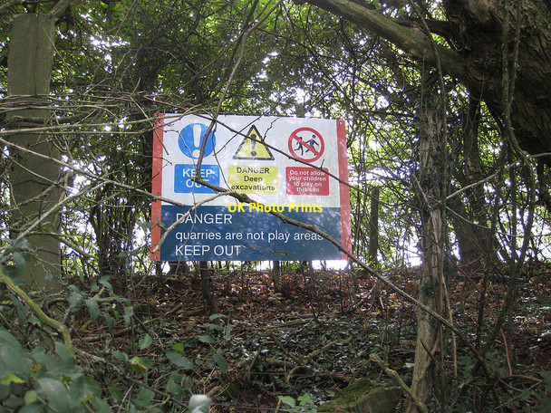 Photo 6"x4" Warning sign above Drybrook Quarry Drybrook c2010
