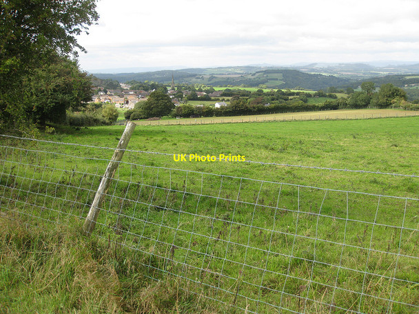 Photo 6"x4" View towards the Black Mountains Ruardean Hill c2010