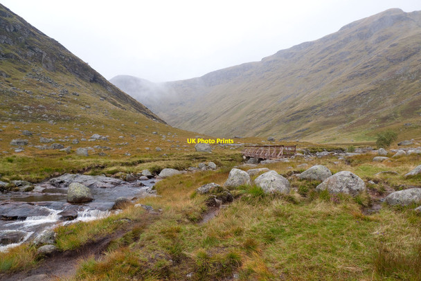 Photo 6"x4" Near the head of Glen Clova Moulzie c2010