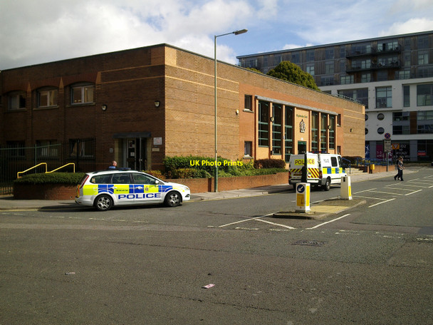 Photo 6"x4" Swindon Magistrates' Court, Gordon Road, Swindon Swindon\/SU1685 c2010
