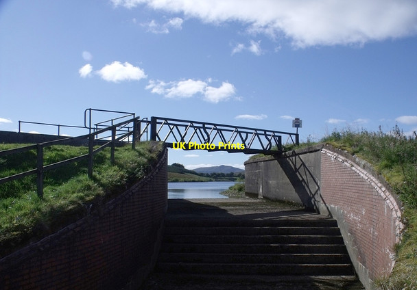 Photo 6"x4" Buckieburn Reservoir spillway Craigengelt c2010