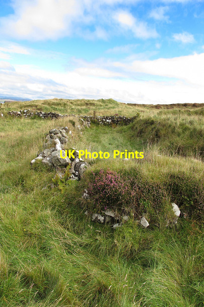 Photo 6"x4" Ruins at Idrigill Camas na h-Uamha c2010