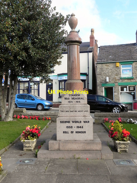 Photo 6"x4" Standish War Memorial Standish\/SD5610 c2010
