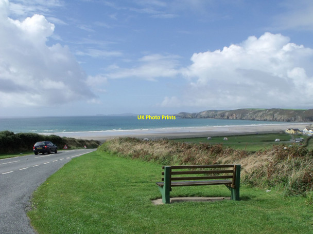 Photo 6"x4" Seat in lay-by on West Hill above Newgale Sands Wood\/SM8521 c2010