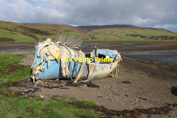 Photo 6"x4" Abandoned boats at Loch Harport Carbost\/NG3831 c2010